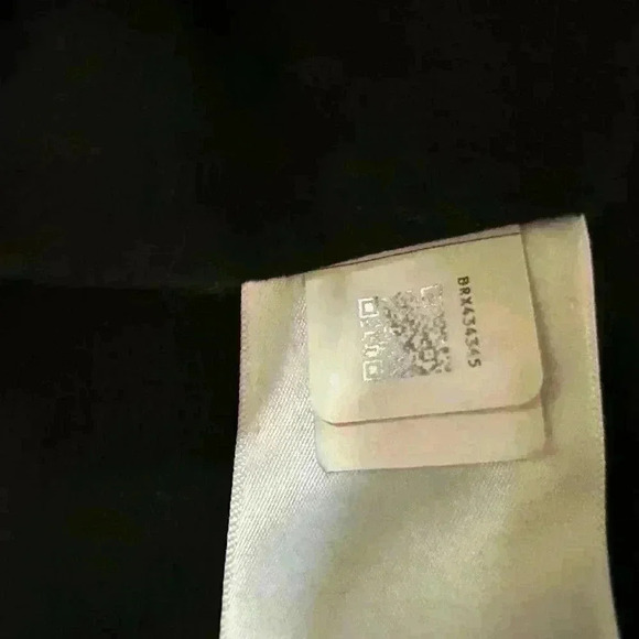 The North Face Pride T-Shirt XS Black & Multicolor Rainbow - Picture 8 of 9